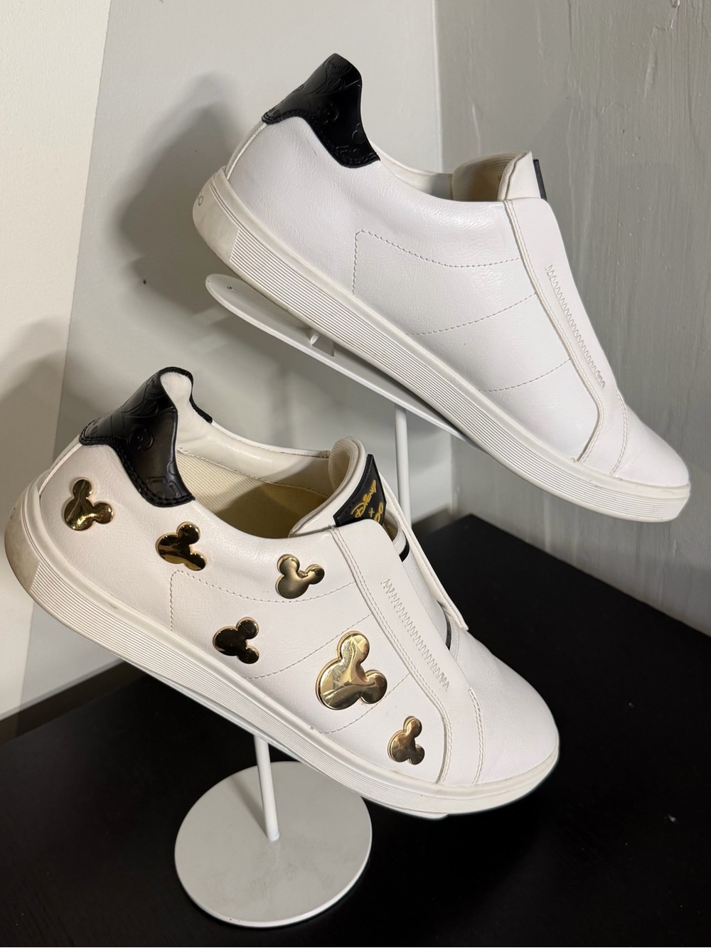 AldoxDisney White Leather Sneakers with Black Heel and Gold Mickey Accents